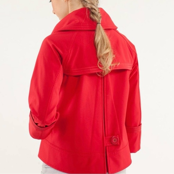 Lululemon Coco Softshell red jacket, Size 8, adjustable sleeves & collar - Picture 4 of 16